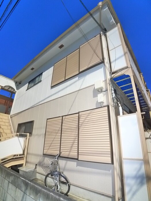 マリンハイツの物件外観写真