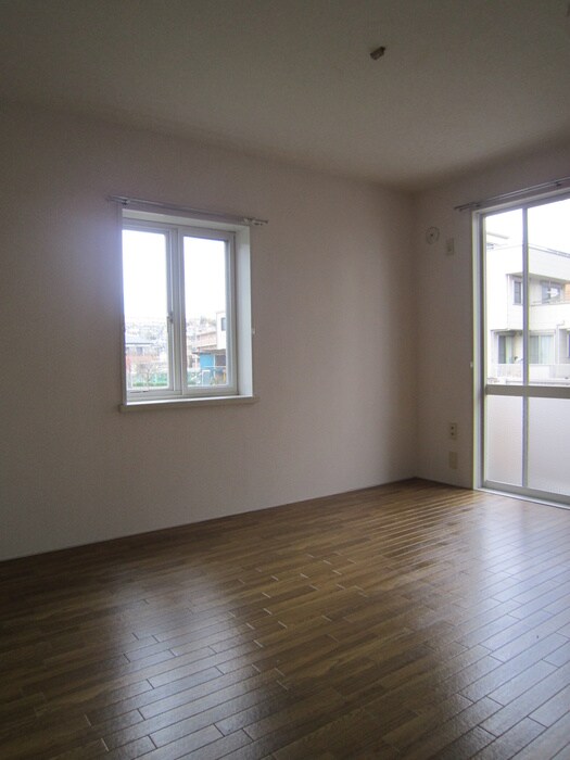 メゾンタカの物件内観写真