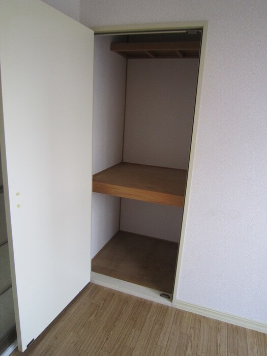 メゾンタカの物件内観写真