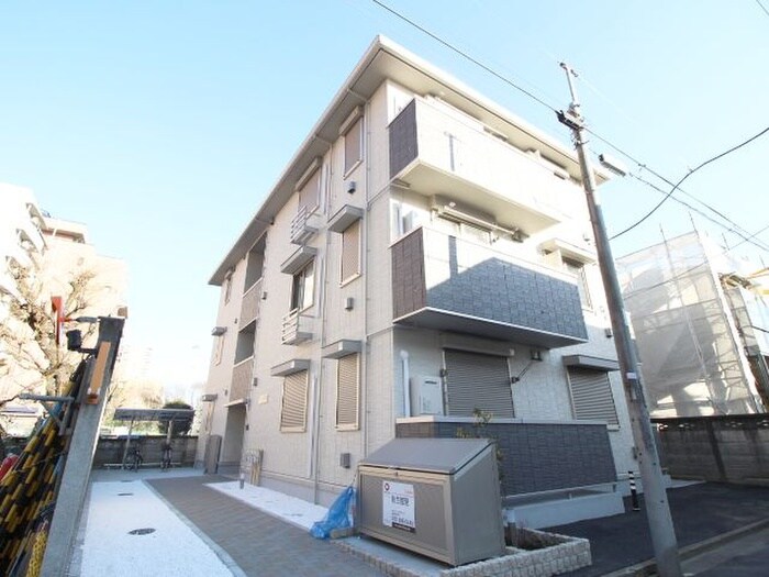 サリジェ宮町の物件外観写真