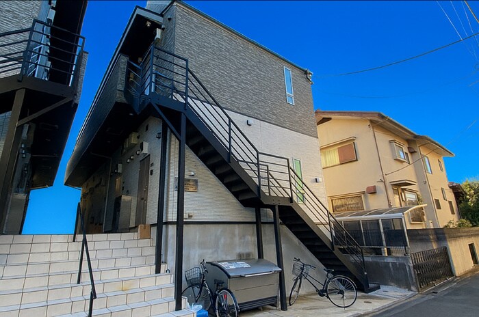 アザーレ・パッシオ生田Aの物件外観写真