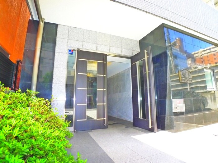 メインテラス上野の物件外観写真