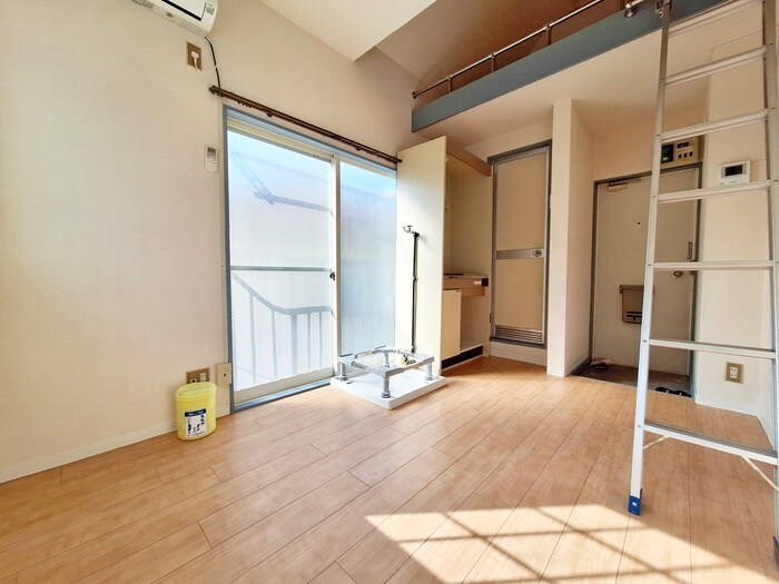 スカイコ－ポの物件内観写真