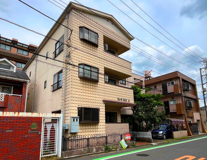 ヴィラ川村２の物件外観写真