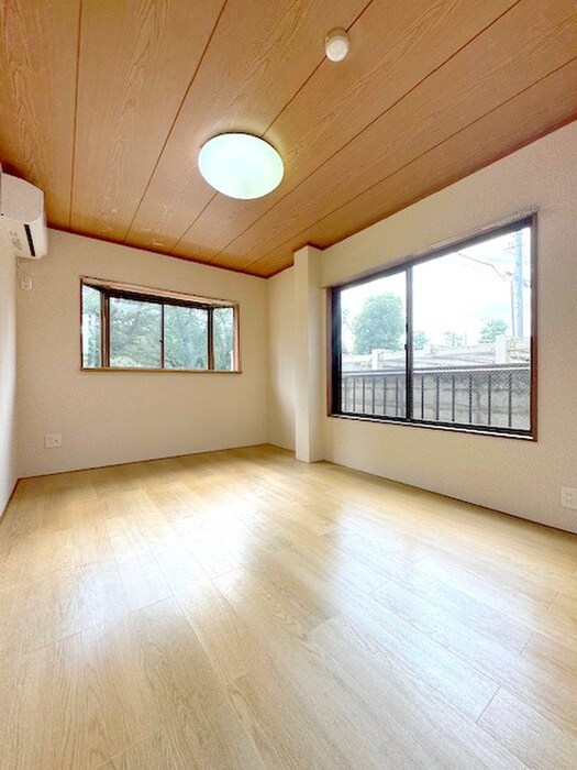 ヴィラ川村２の物件内観写真