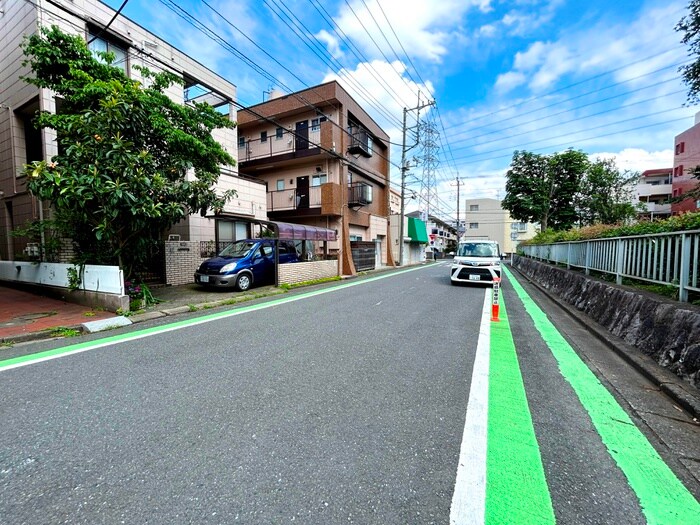 ヴィラ川村２の物件外観写真