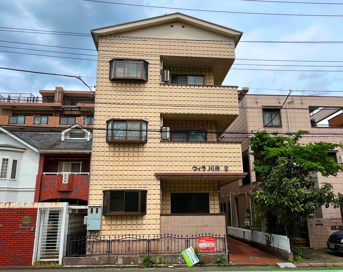 ヴィラ川村２の物件外観写真