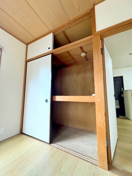 ヴィラ川村２の物件内観写真