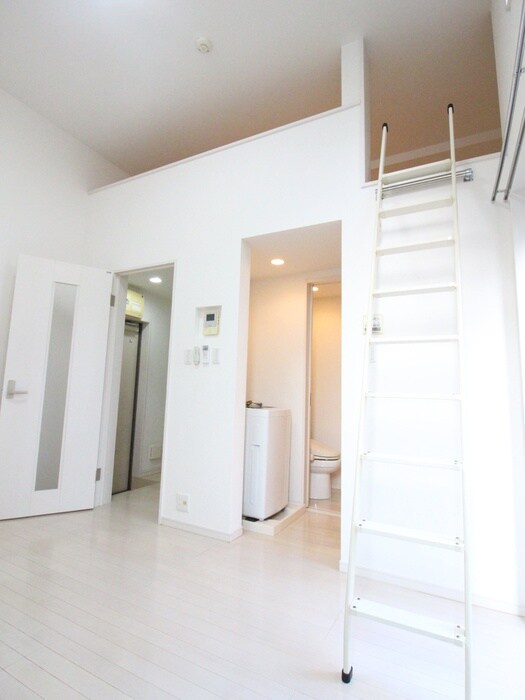 フロ－ラ共和の物件内観写真