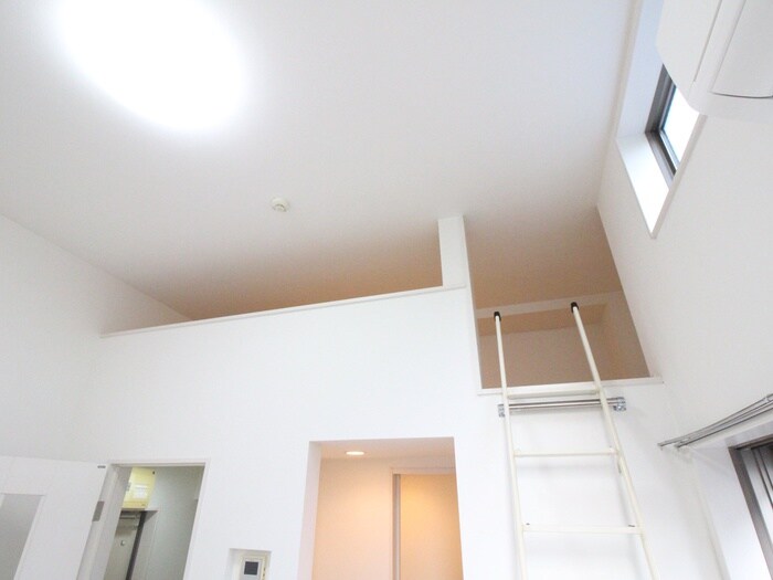 フロ－ラ共和の物件内観写真