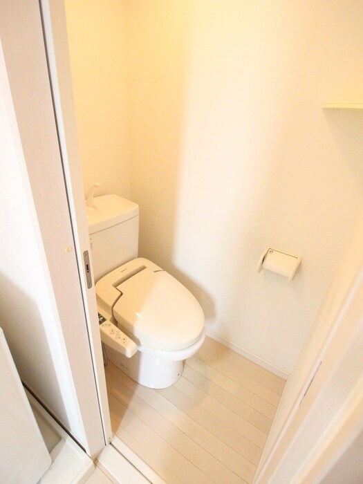 フロ－ラ共和の物件内観写真