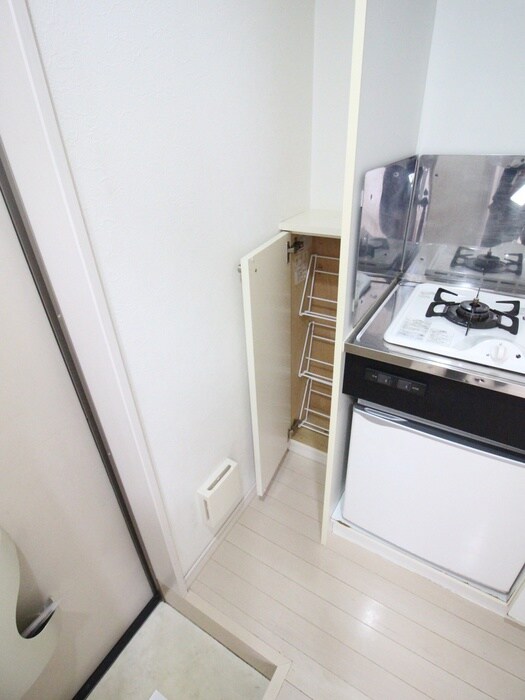 フロ－ラ共和の物件内観写真