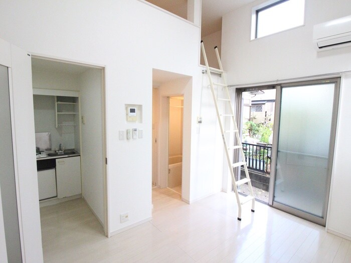 フロ－ラ共和の物件内観写真