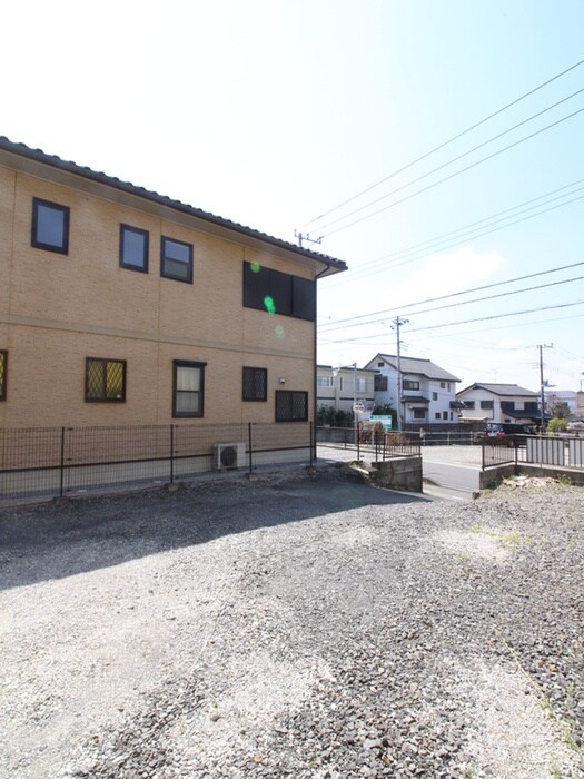 メゾンハタノの物件外観写真