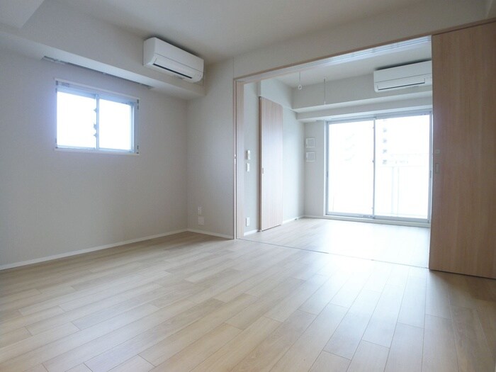 プラウドフラット上野松が谷の物件内観写真