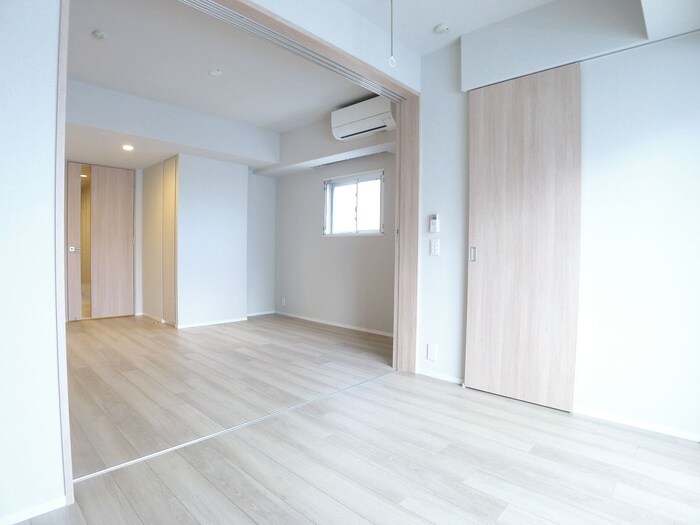 プラウドフラット上野松が谷の物件内観写真