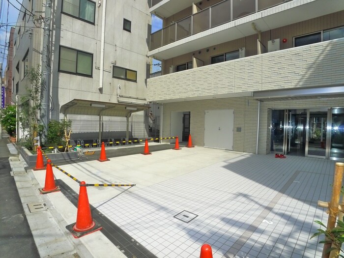 ALTERNA日暮里の物件外観写真