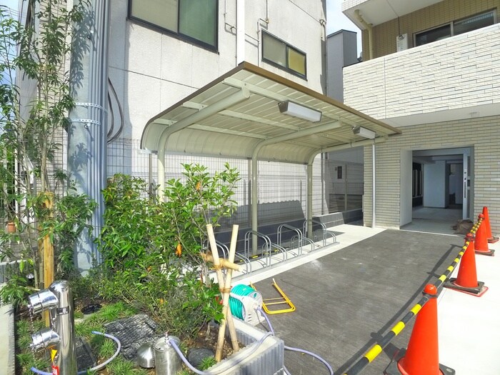 ALTERNA日暮里の物件外観写真