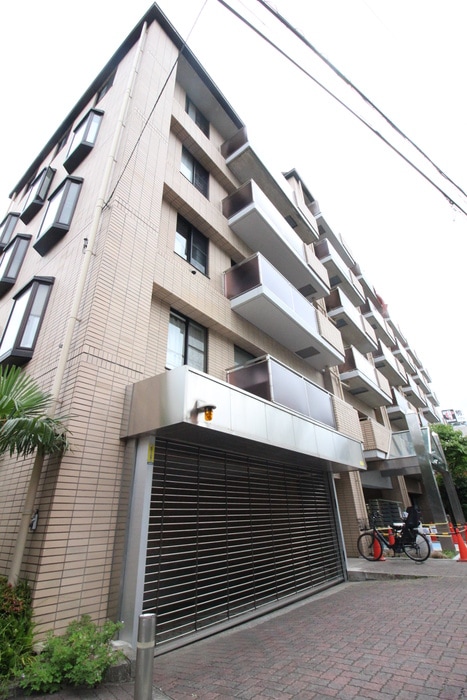 FULL　HOUSE　GAKUGEI　DAIGAKUの物件外観写真