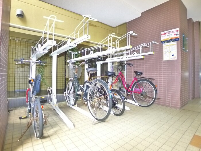 エムスクエアの物件外観写真