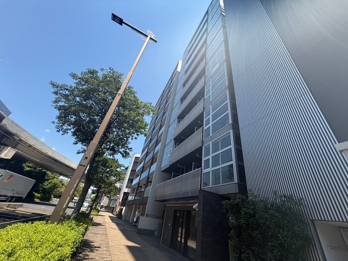 NIKKEI　MARKSの物件外観写真