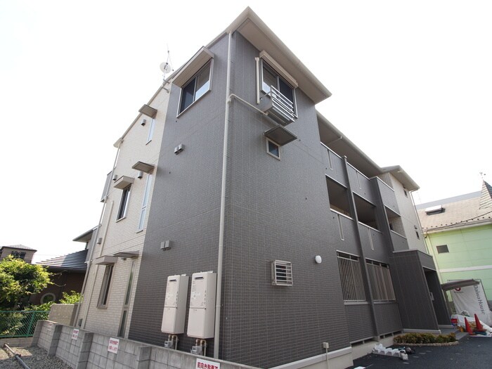 アムールの物件外観写真