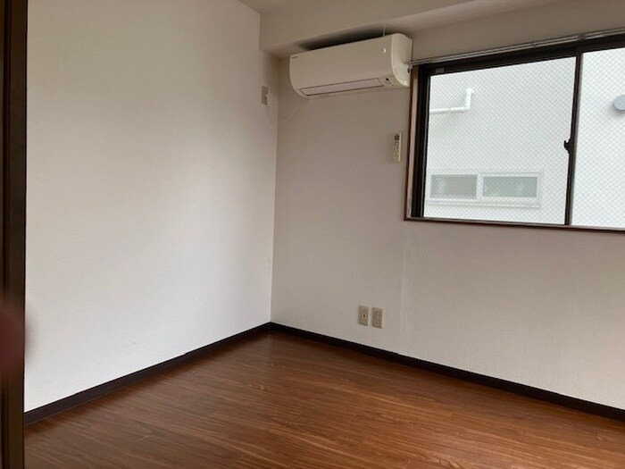 テラス・カトレアの物件内観写真