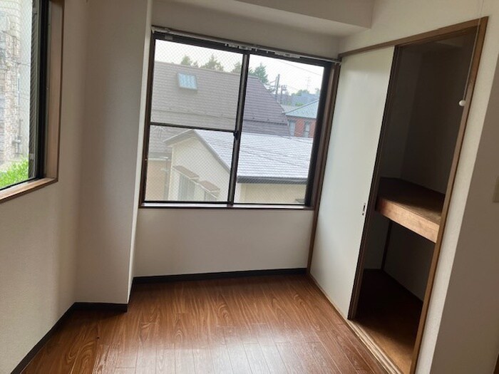 テラス・カトレアの物件内観写真