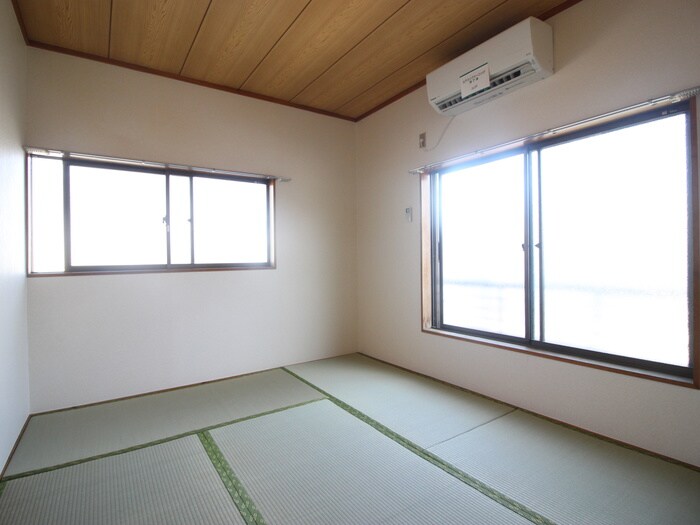 メープルハウスＡ館の物件内観写真