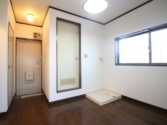 メープルハウスＡ館の物件内観写真