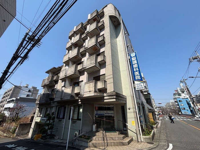 Ｌｉｆｅ in 聖蹟の物件外観写真