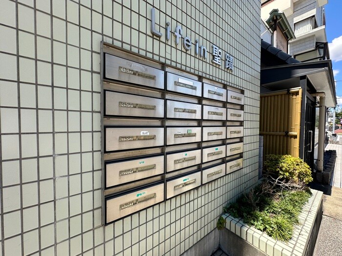 Ｌｉｆｅ in 聖蹟の物件外観写真