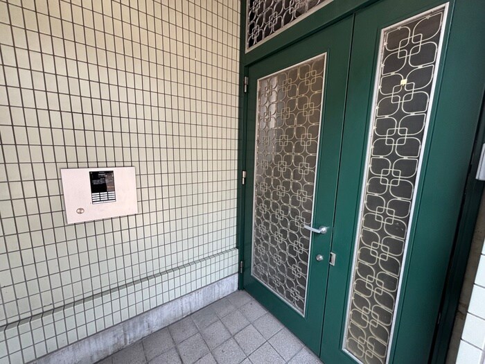 Ｌｉｆｅ in 聖蹟の物件外観写真