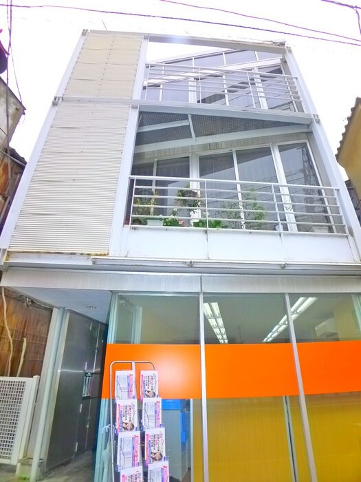 パインクラタの物件外観写真