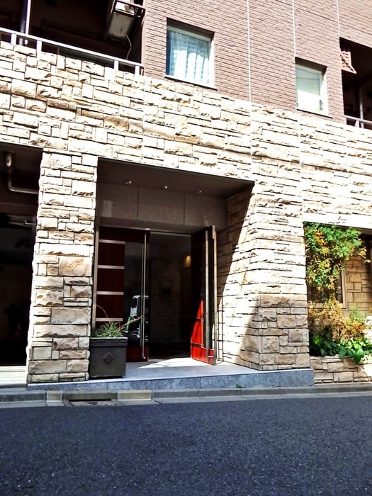 フォレシティ六本木の物件外観写真