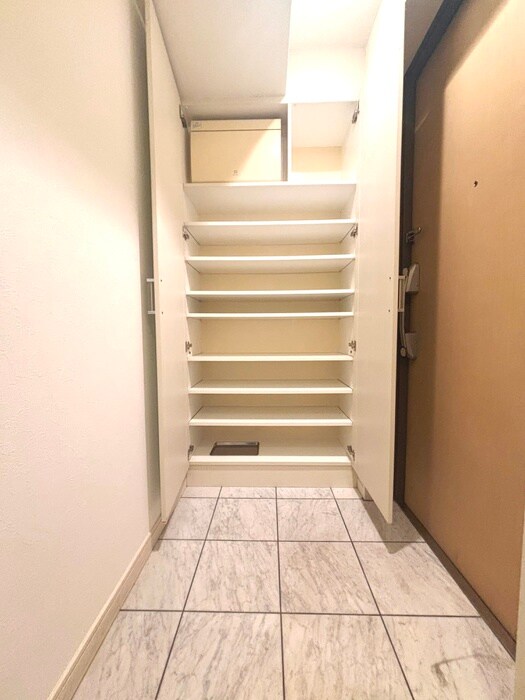 フォレシティ六本木の物件内観写真