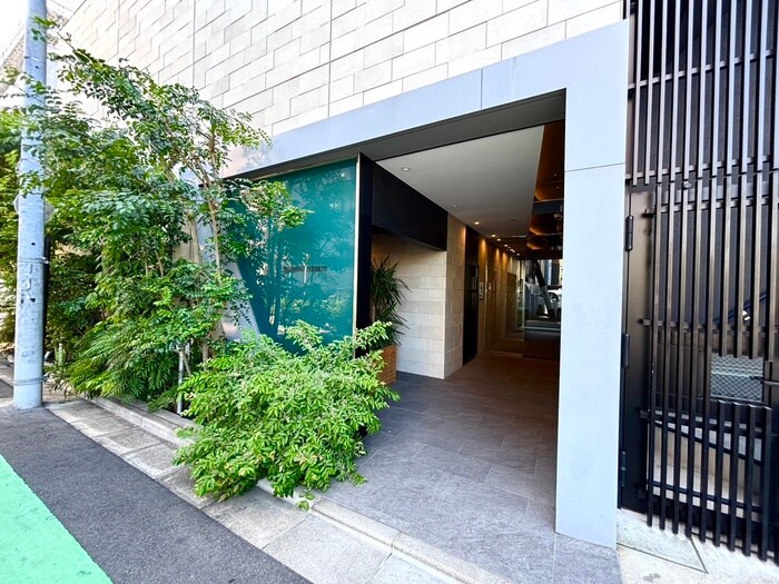 シュワーブ　パレの物件外観写真