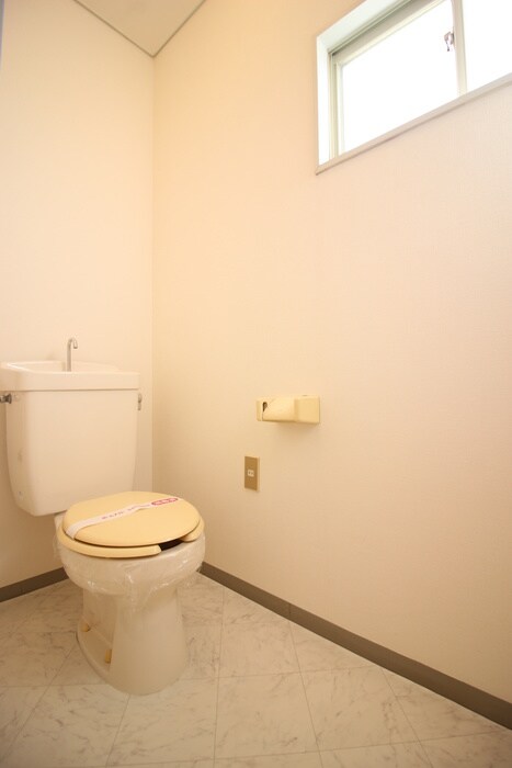 ｴｽﾃ-ﾄ山崎の物件内観写真