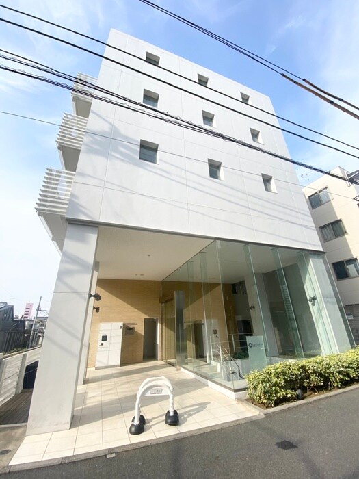 カスタリア市ヶ谷の物件外観写真