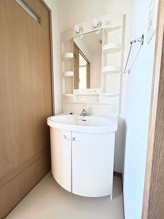 ゴ－ルドベル新川崎の物件内観写真