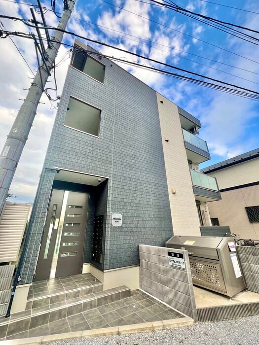 アクシ－ズ新都心の物件外観写真