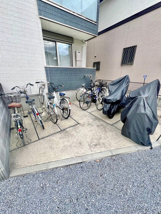 アクシ－ズ新都心の物件外観写真