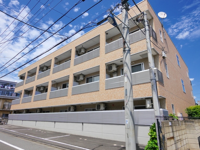 Ａｍｅｎｉｔｙ　Ｃｏｕｒｔの物件外観写真