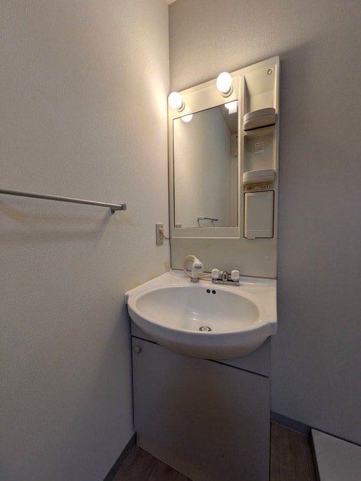 Ａｍｅｎｉｔｙ　Ｃｏｕｒｔの物件内観写真