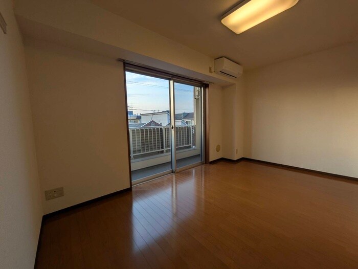 Ａｍｅｎｉｔｙ　Ｃｏｕｒｔの物件内観写真