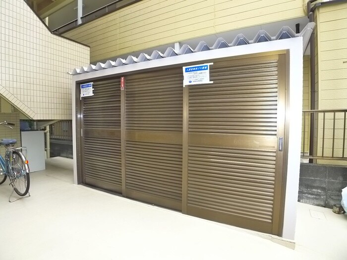 フローレンス新松戸の物件外観写真