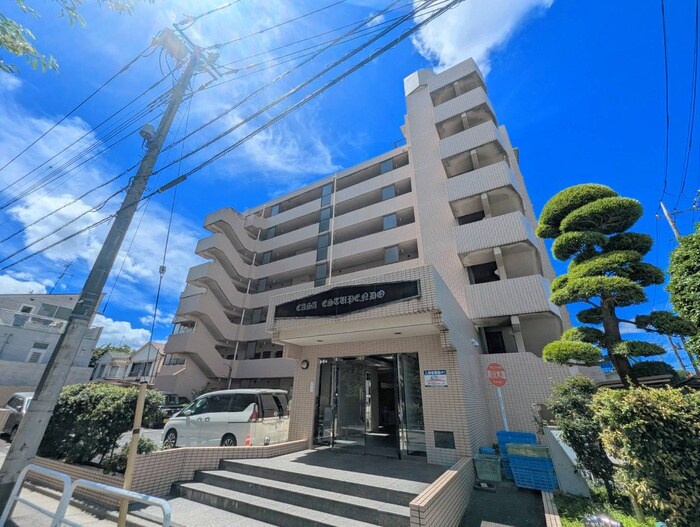 カ－サエストゥペンダの物件外観写真