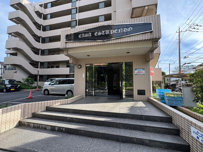 カ－サエストゥペンダの物件外観写真