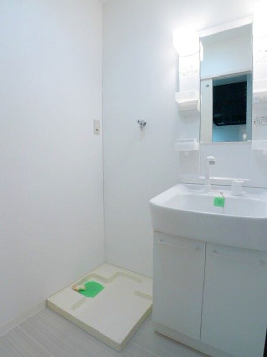 LEO弐拾六番館の物件内観写真