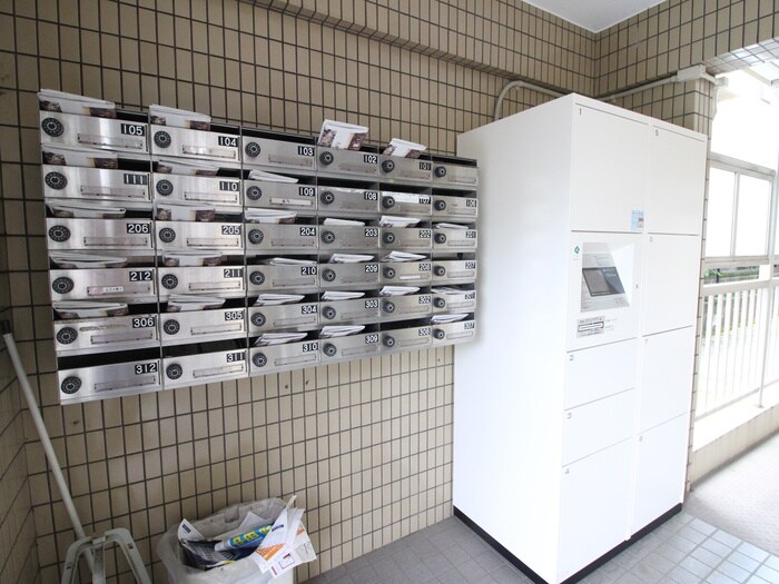 グラン・フロシャイムの物件外観写真